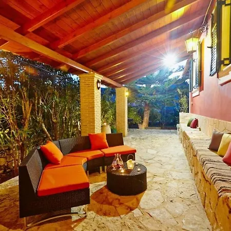 Anemelia' Villa *